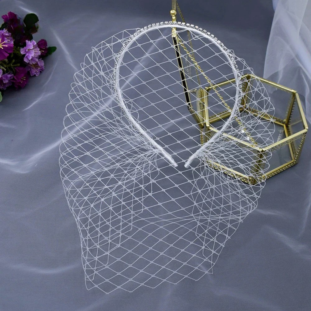 Charming Black & White Bridal Birdcage Veil Headband I'm Getting Married.