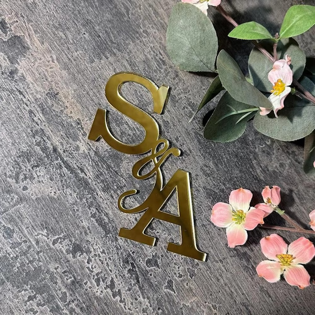 Personalised Acrylic & Wooden Wedding Cake Topper I'm Getting Married.