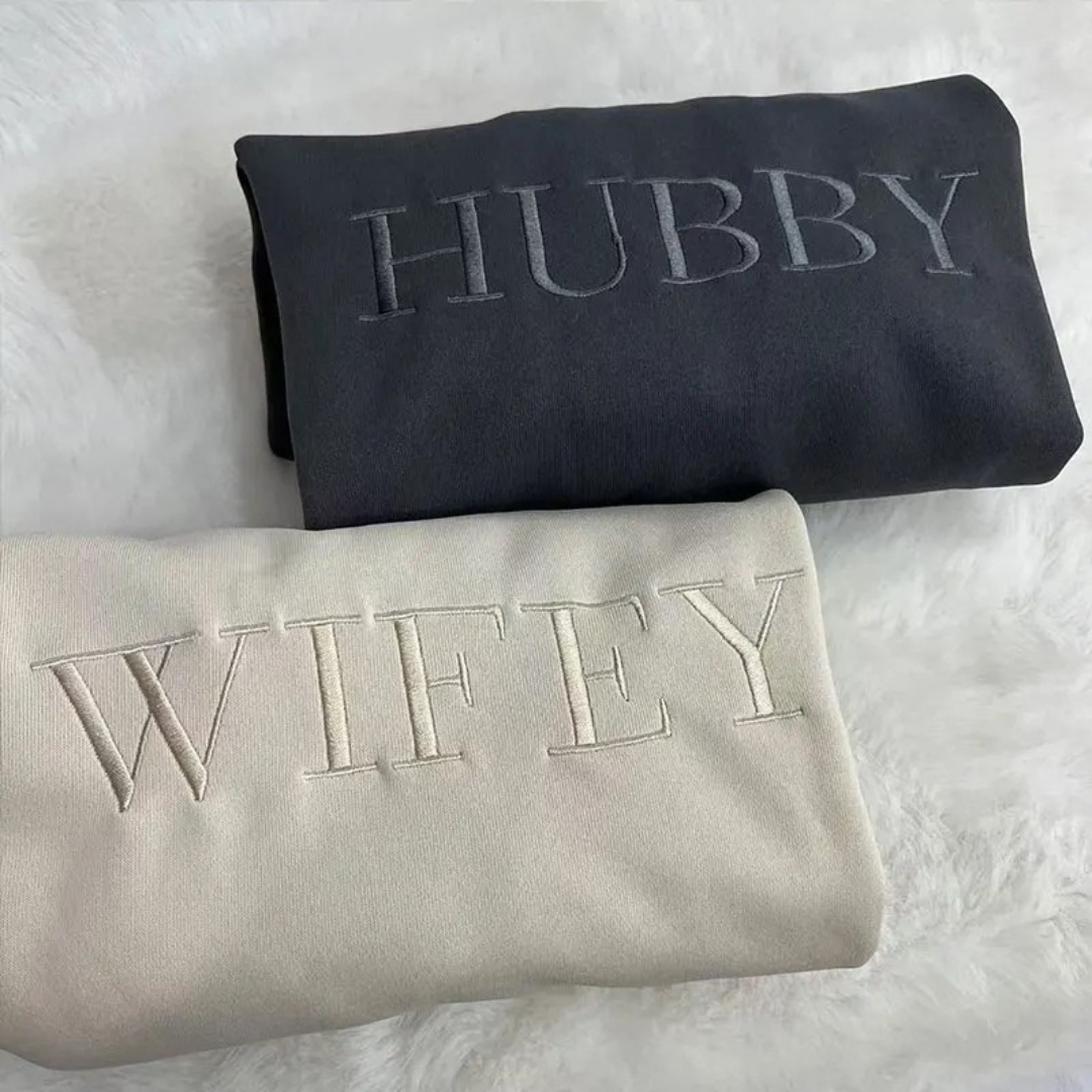 “Wifey & Hubby” Sweatshirt I'm Getting Married.