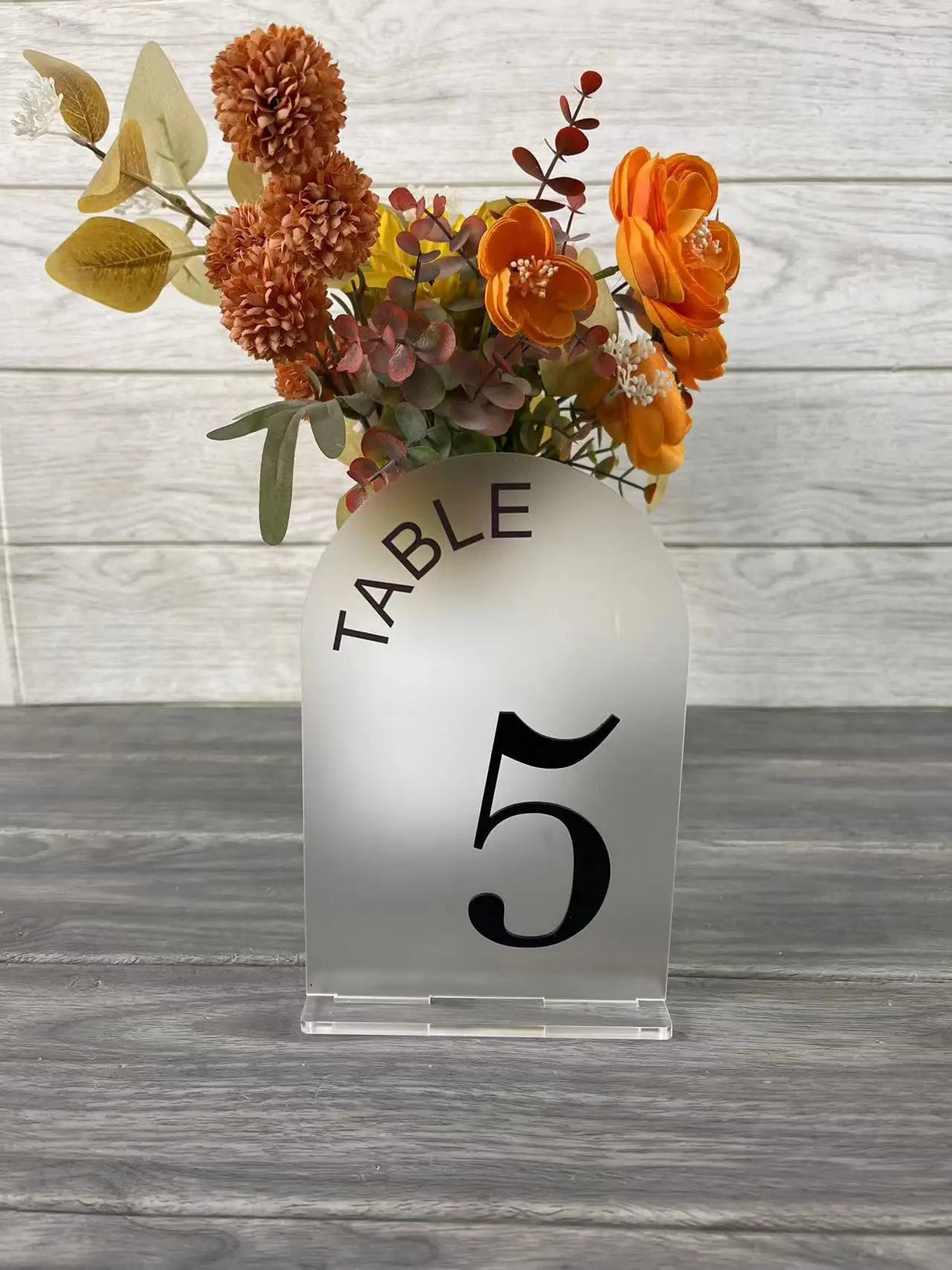 Acrylic 3D Arch Mirror Wedding Table Numbers I'm Getting Married.