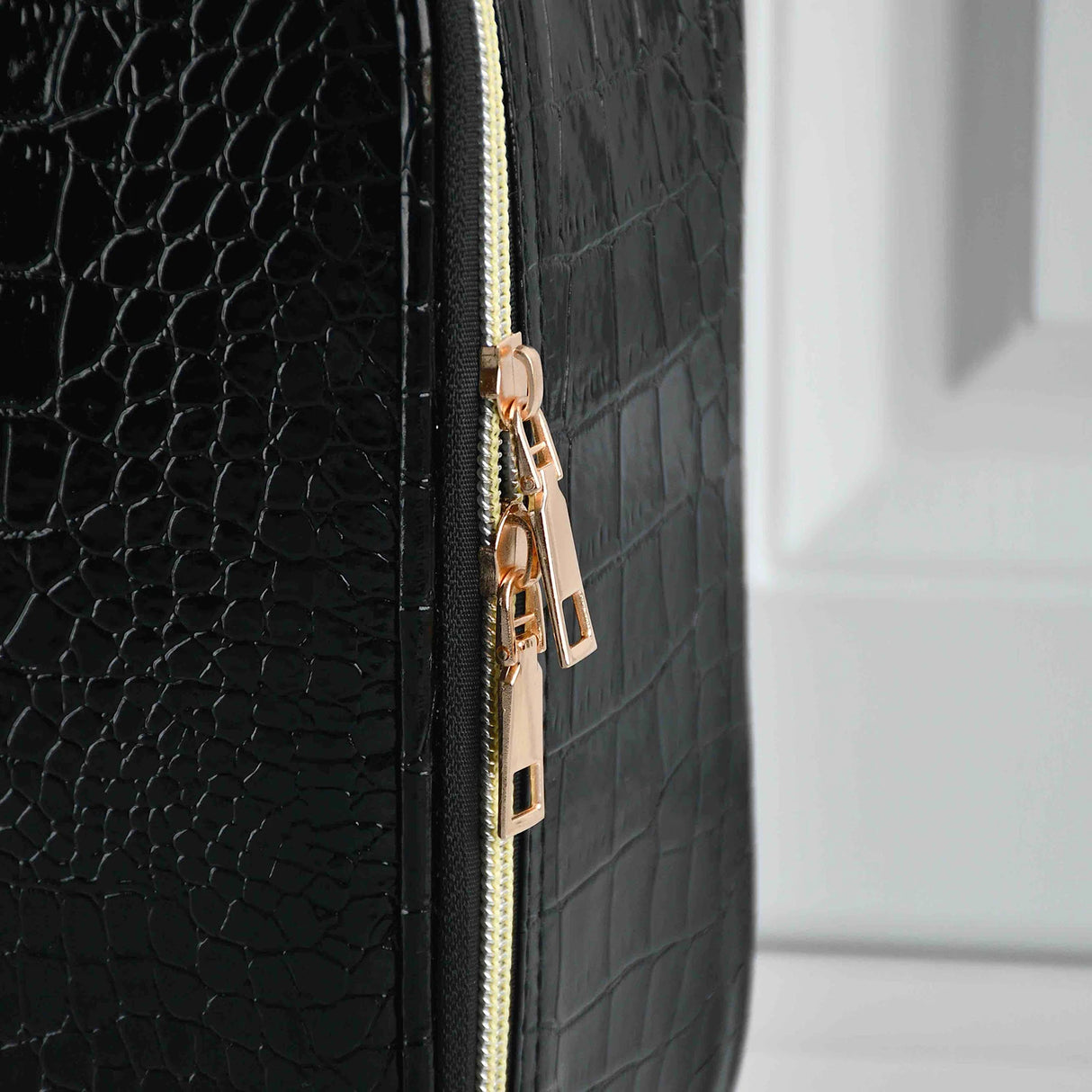 Multi-Functional PU Leather Travel Makeup Bag I'm Getting Married.