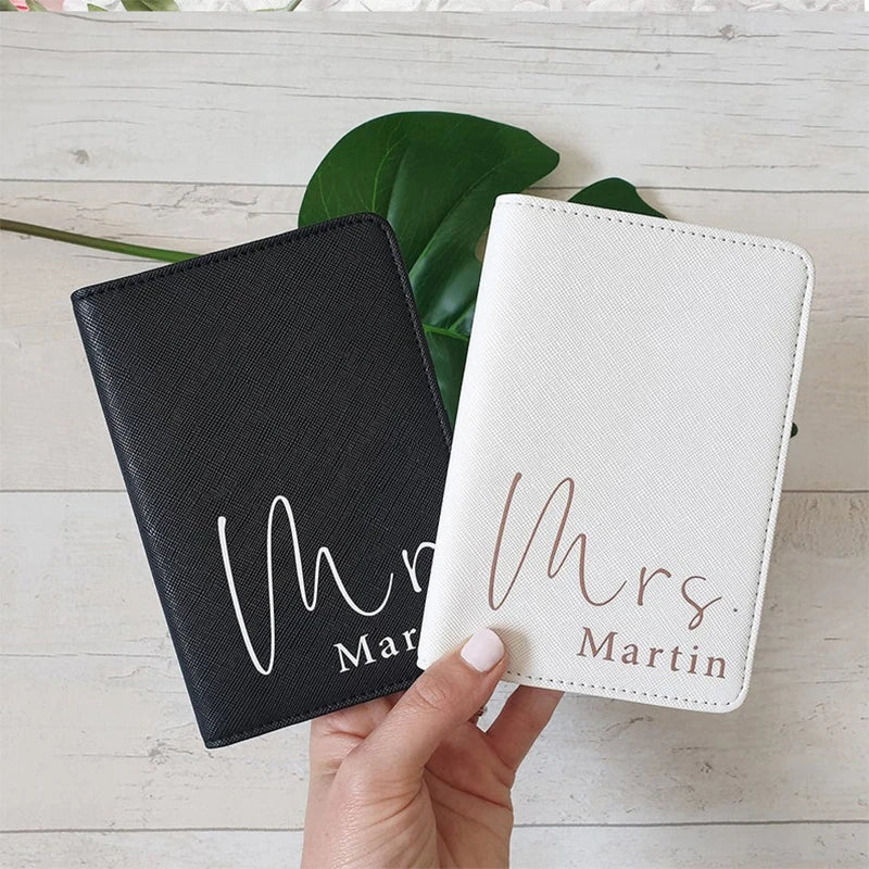 Personalised Mr & Mrs Passport Holder & Luggage Tag Set I'm Getting Married.