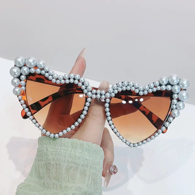 Heart-Shaped Pearl Sunglasses I'm Getting Married.