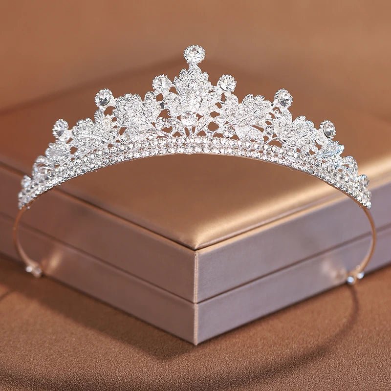 Itacazzo Bridal Headwear Silver - Colour Women's Fashion Wedding Crown Birthday Tiaras - I'm Getting Married