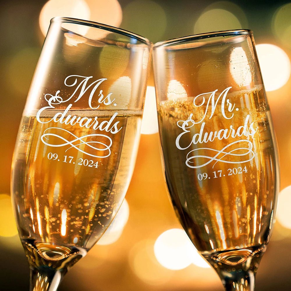 Personalised Mrs and Mr Champagne Glass Flute Set I'm Getting Married.
