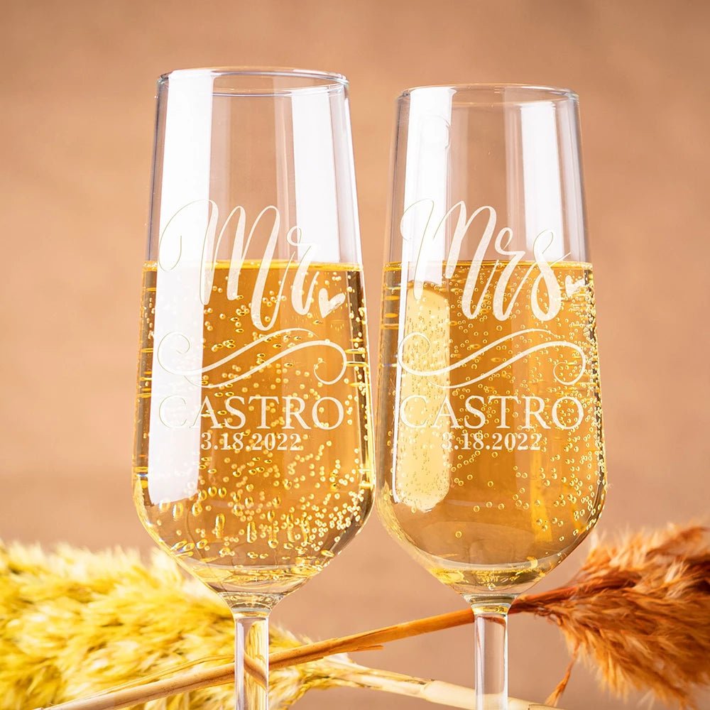 Personalised Mrs and Mr Champagne Glass Flute Set I'm Getting Married.