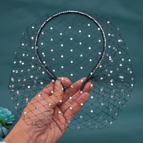 Charming Black & White Bridal Birdcage Veil Headband - I'm Getting Married