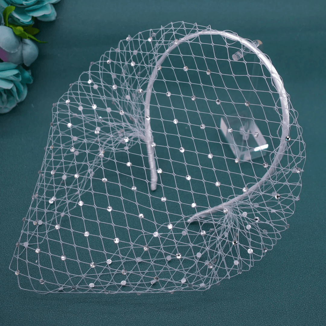 Charming Black & White Bridal Birdcage Veil Headband - I'm Getting Married
