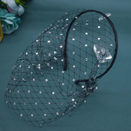 Charming Black & White Bridal Birdcage Veil Headband - I'm Getting Married