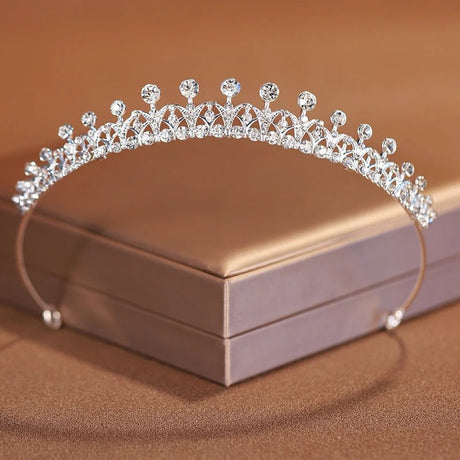 Itacazzo Bridal Headwear Silver - Colour Women's Fashion Wedding Crown Birthday Tiaras - I'm Getting Married