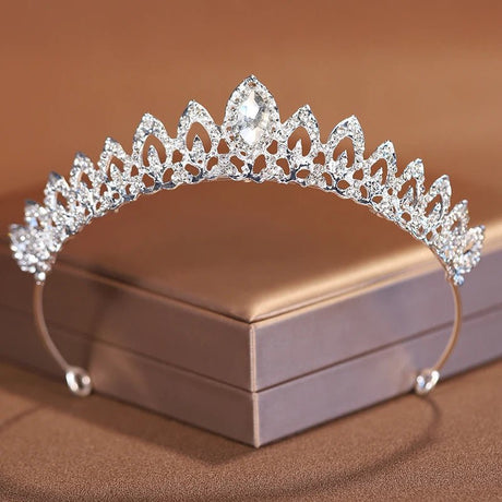 Itacazzo Bridal Headwear Silver - Colour Women's Fashion Wedding Crown Birthday Tiaras - I'm Getting Married