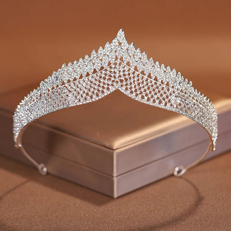 Itacazzo Bridal Headwear Silver - Colour Women's Fashion Wedding Crown Birthday Tiaras - I'm Getting Married