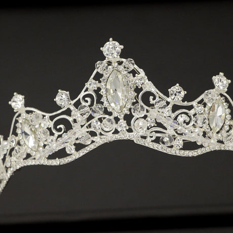 Silver Bridal Tiara – Elegant Wedding & Special Occasion Crown I'm Getting Married.