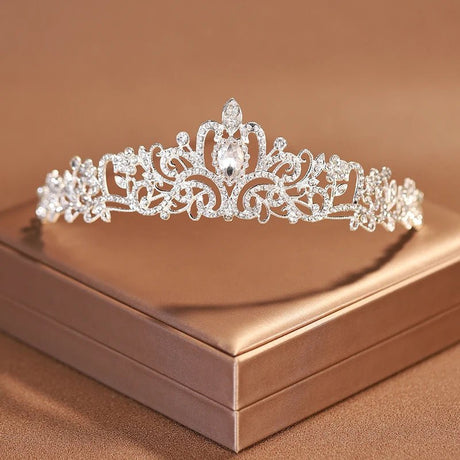 Itacazzo Bridal Headwear Silver - Colour Women's Fashion Wedding Crown Birthday Tiaras - I'm Getting Married