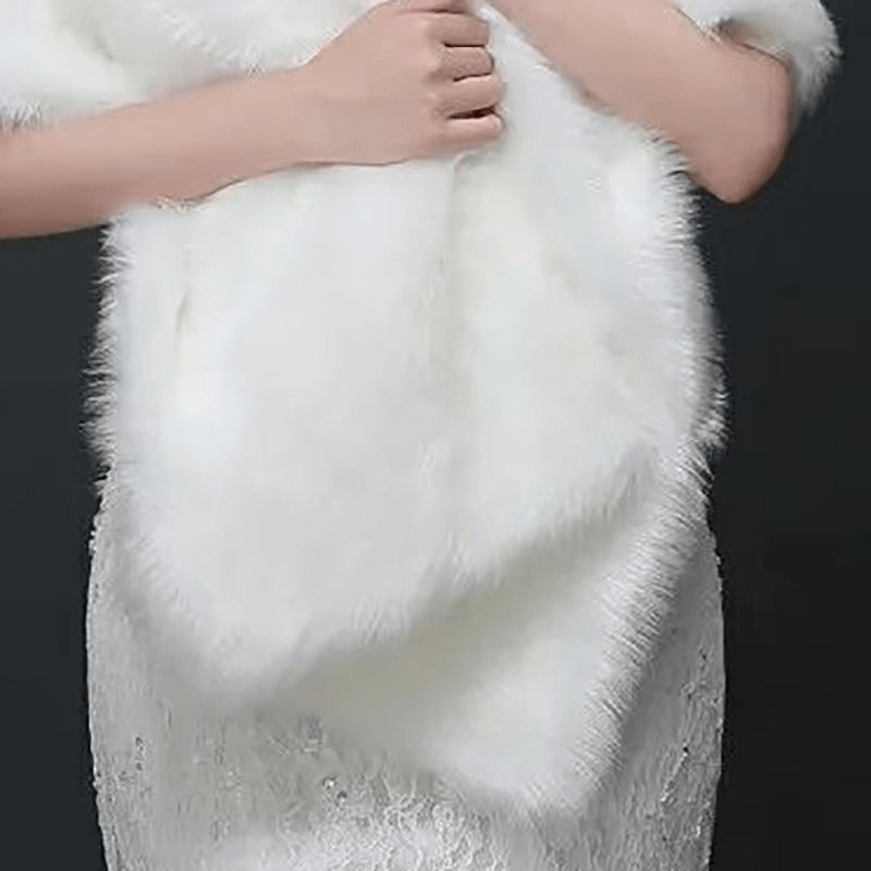 Luxury Faux Fur Bridal Wedding Shawl - I'm Getting Married
