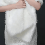 Luxury Faux Fur Bridal Wedding Shawl - I'm Getting Married